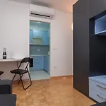 Apartment Gal